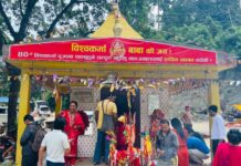 दाउन्नेको विश्वकर्मा मन्दिरमा यात्रारत भक्तजनको भिड (भिडियोसहित)