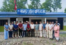 क्षेत्राधिकार बाहिर गएर नवलपुरका स्थानीय तहले विज्ञापन कर उठाएको भन्दै विरोध