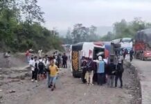 नवलपुरको ज्यामिरेमा बस दुर्घटना हुँदा १३ जना घाइते