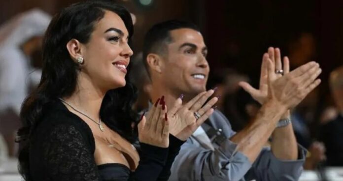 Ronaldo_With_Wife